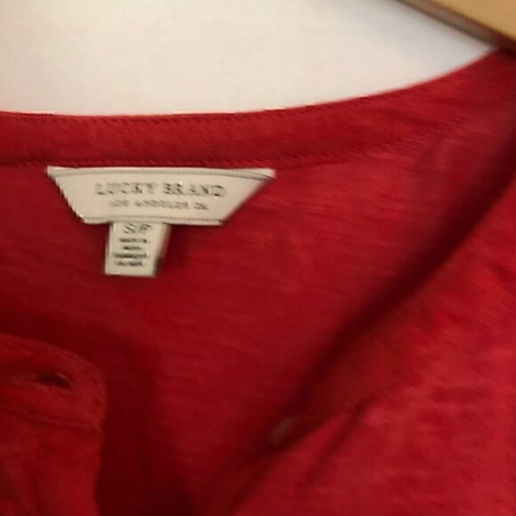 LUCKY BRAND Mixed Media Henley Coral Red Short Sleeve Cuffed Popover Blouse Top - Picture 5 of 6